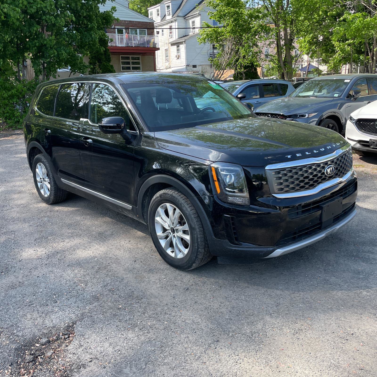 Used 2021 Kia Telluride LX AWD/4WD image 2