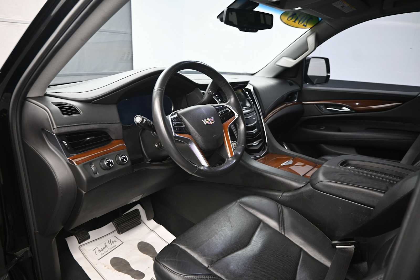 Used 2018 Cadillac Escalade 4WD image 11