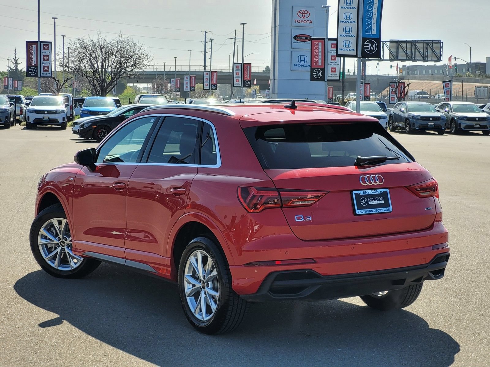 Used 2025 Audi Q3 2.0T Premium AWD/4WD image 7