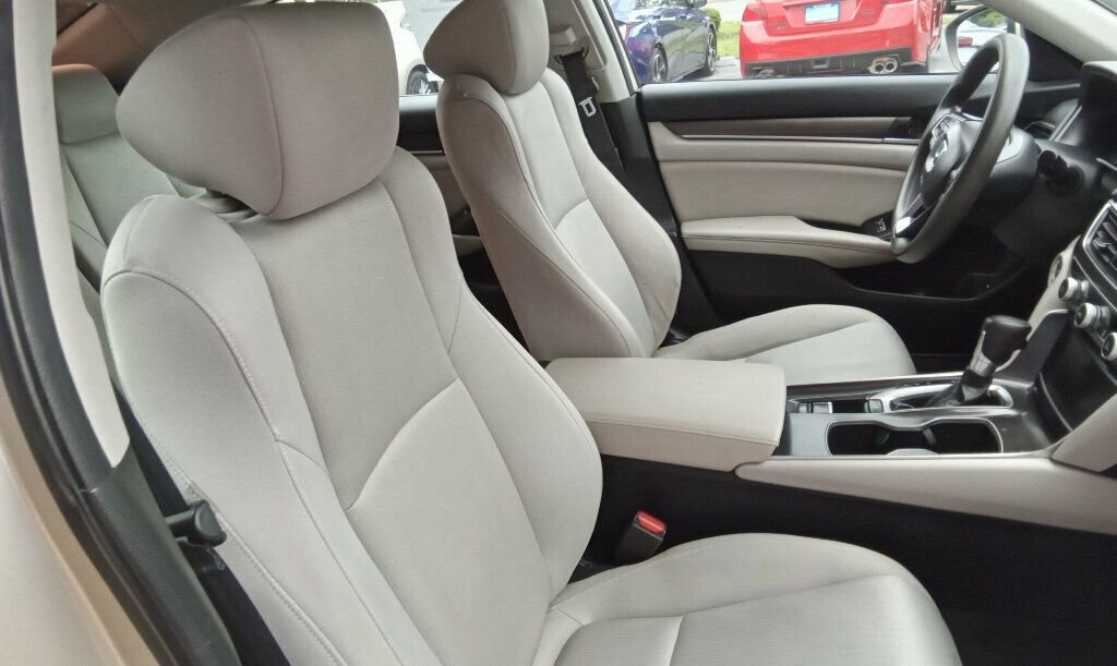 Used 2019 Honda Accord LX image 10
