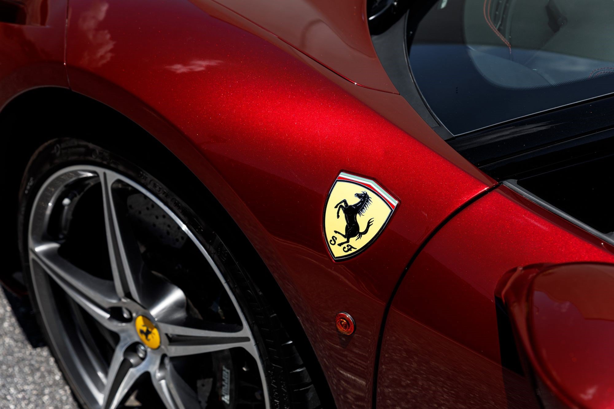 Used 2011 Ferrari 458 Italia Coupe RWD image 41