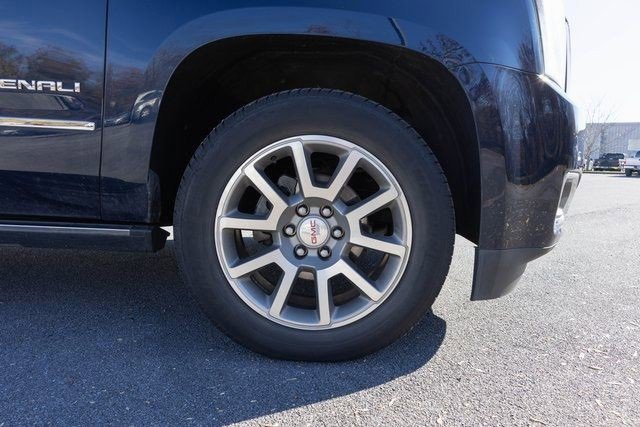 Used 2018 GMC Yukon Denali image 11