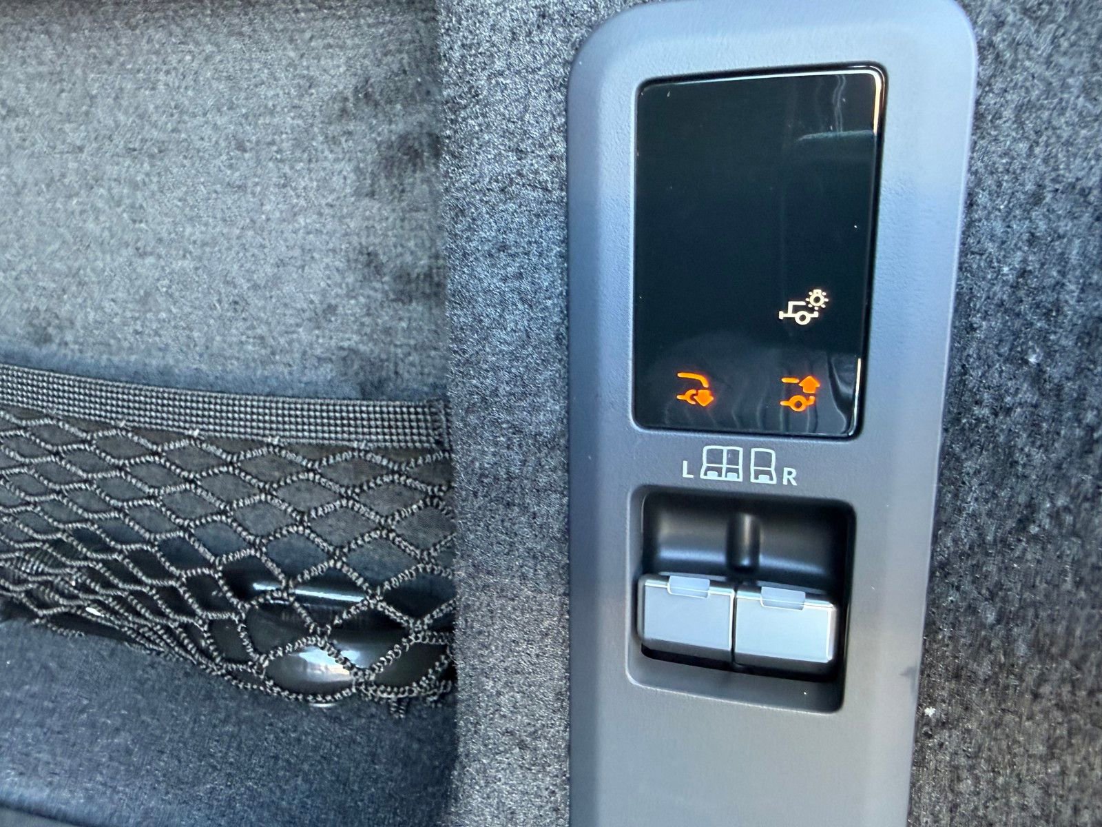 New 2026 Land Rover Range Rover Sport Dynamic SE image 36