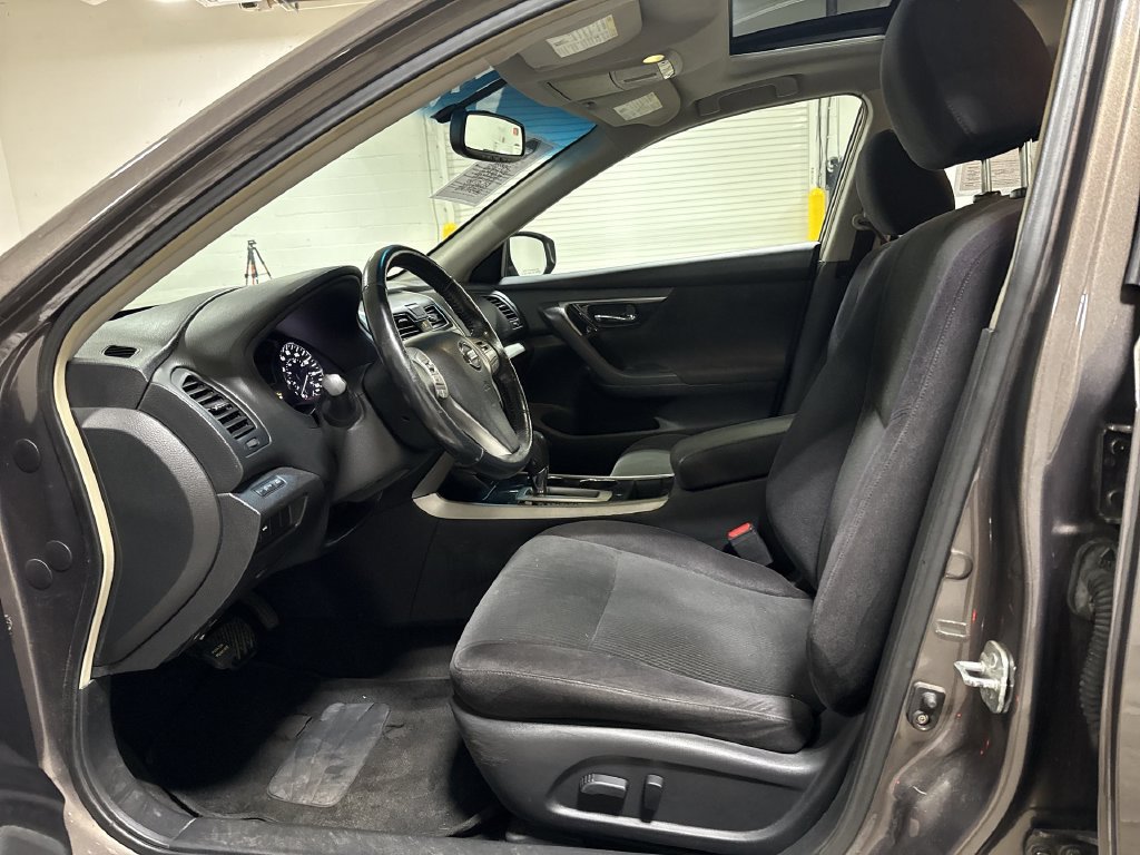Used 2013 Nissan Altima 2.5 SV w/ 2.5SV Convenience Pkg FWD image 20