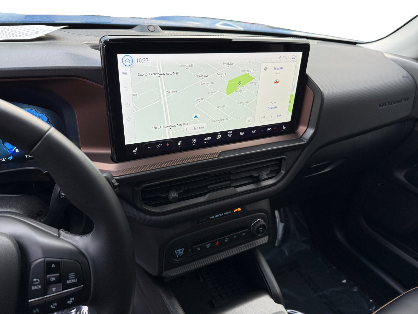 Certified 2025 Ford Bronco Sport Outer Banks w/ Outer Banks Tech Package+ image 12