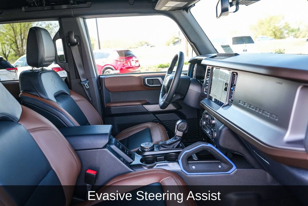 Used 2023 Ford Bronco Outer Banks AWD/4WD image 19