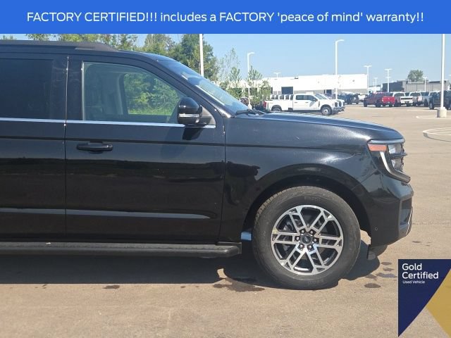 Used 2025 Ford Expedition Active AWD/4WD image 6