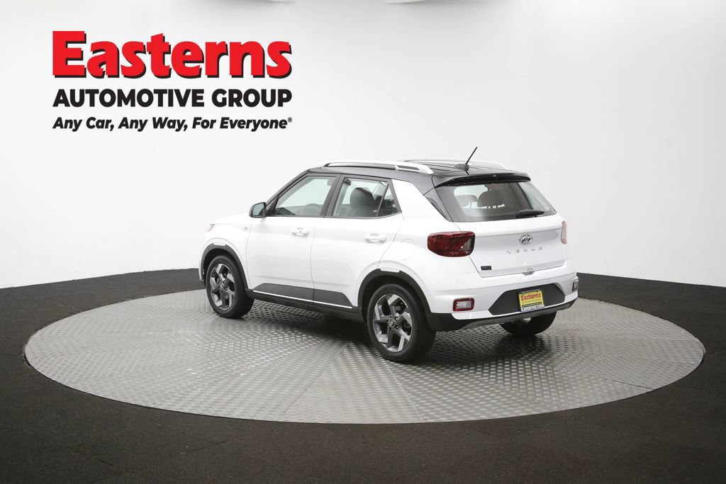 Used 2025 Hyundai Venue Limited FWD image 63