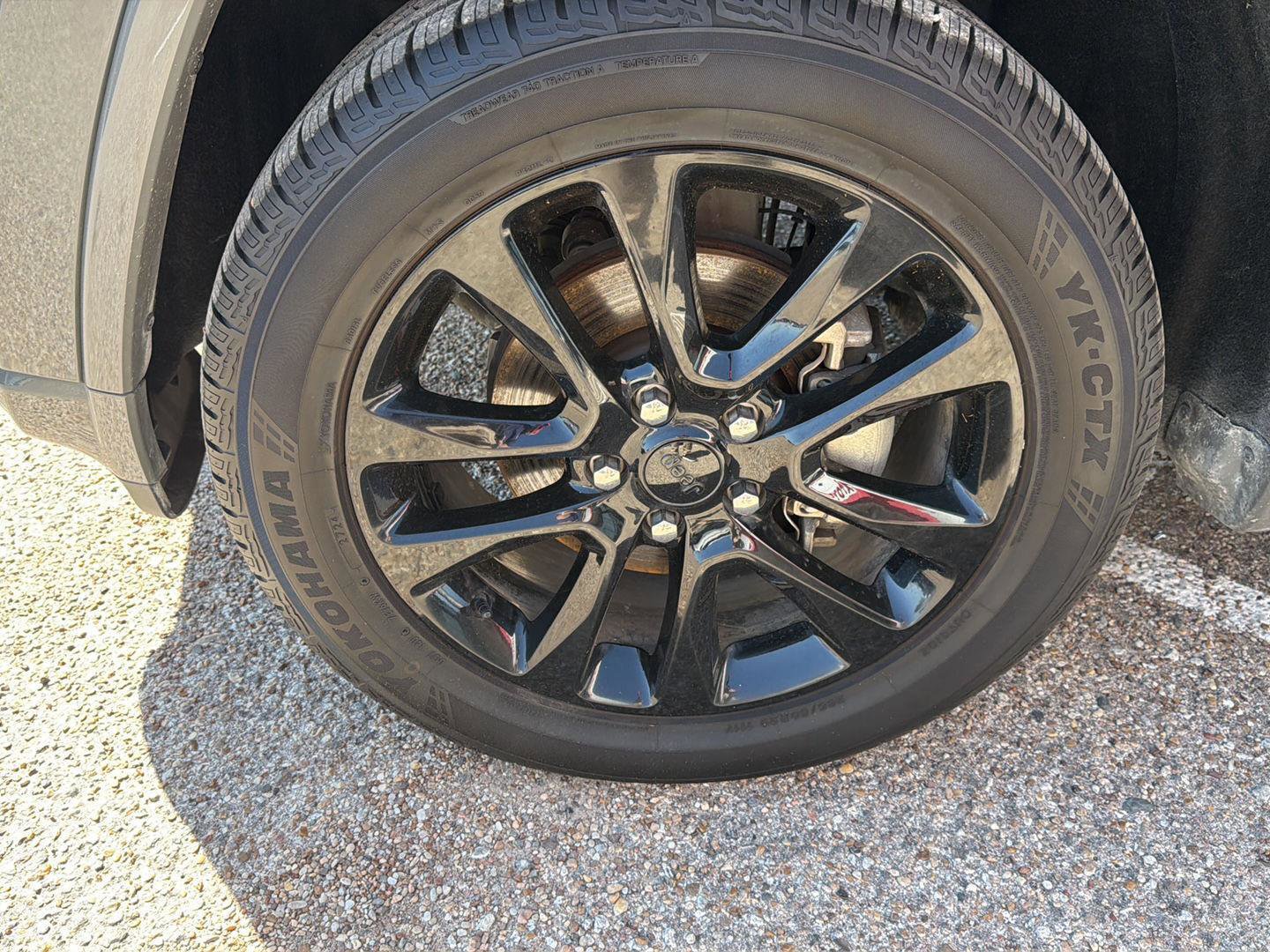 Used 2020 Jeep Grand Cherokee Altitude RWD image 9