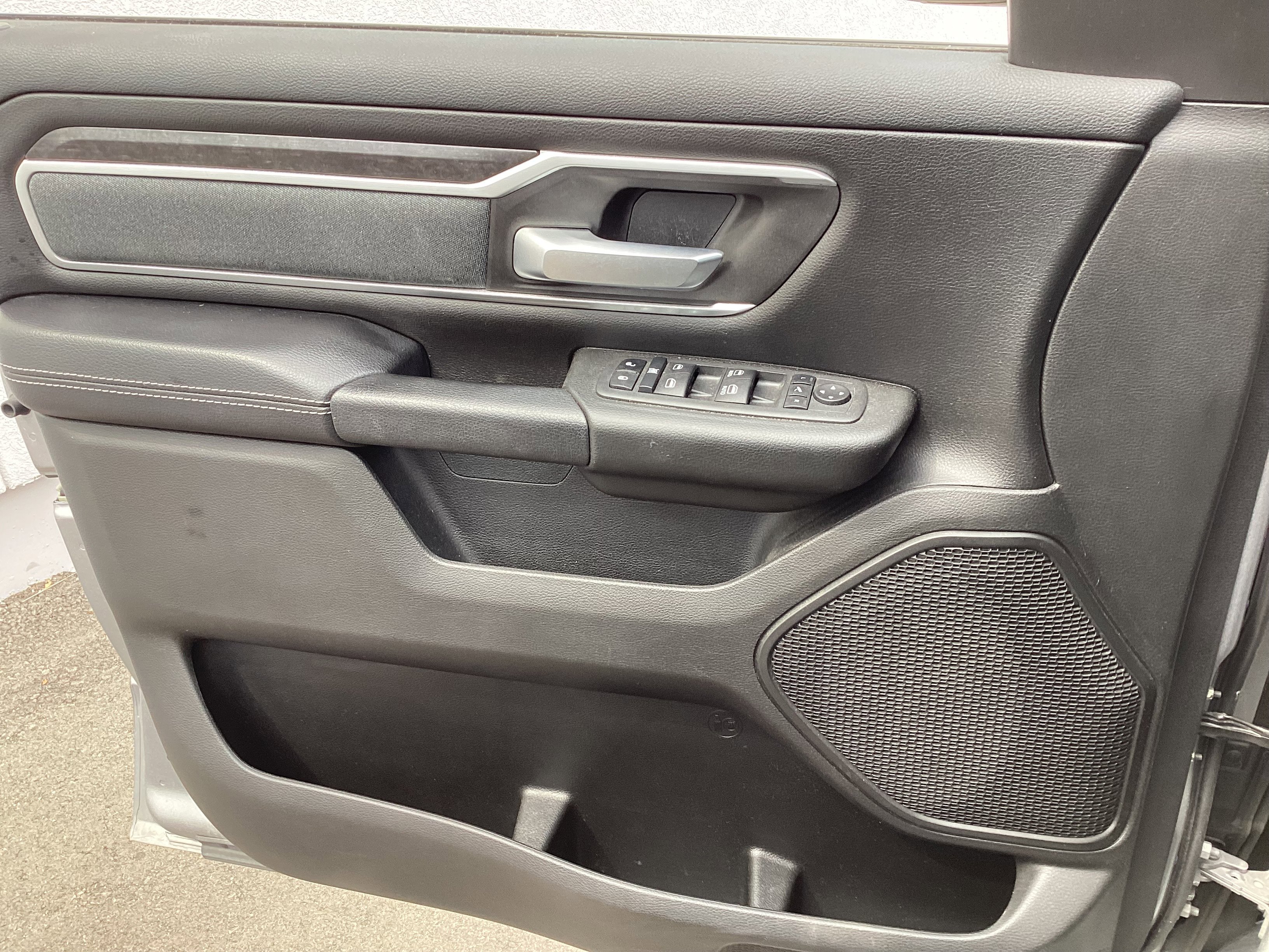 Used 2022 RAM 1500 Big Horn image 26