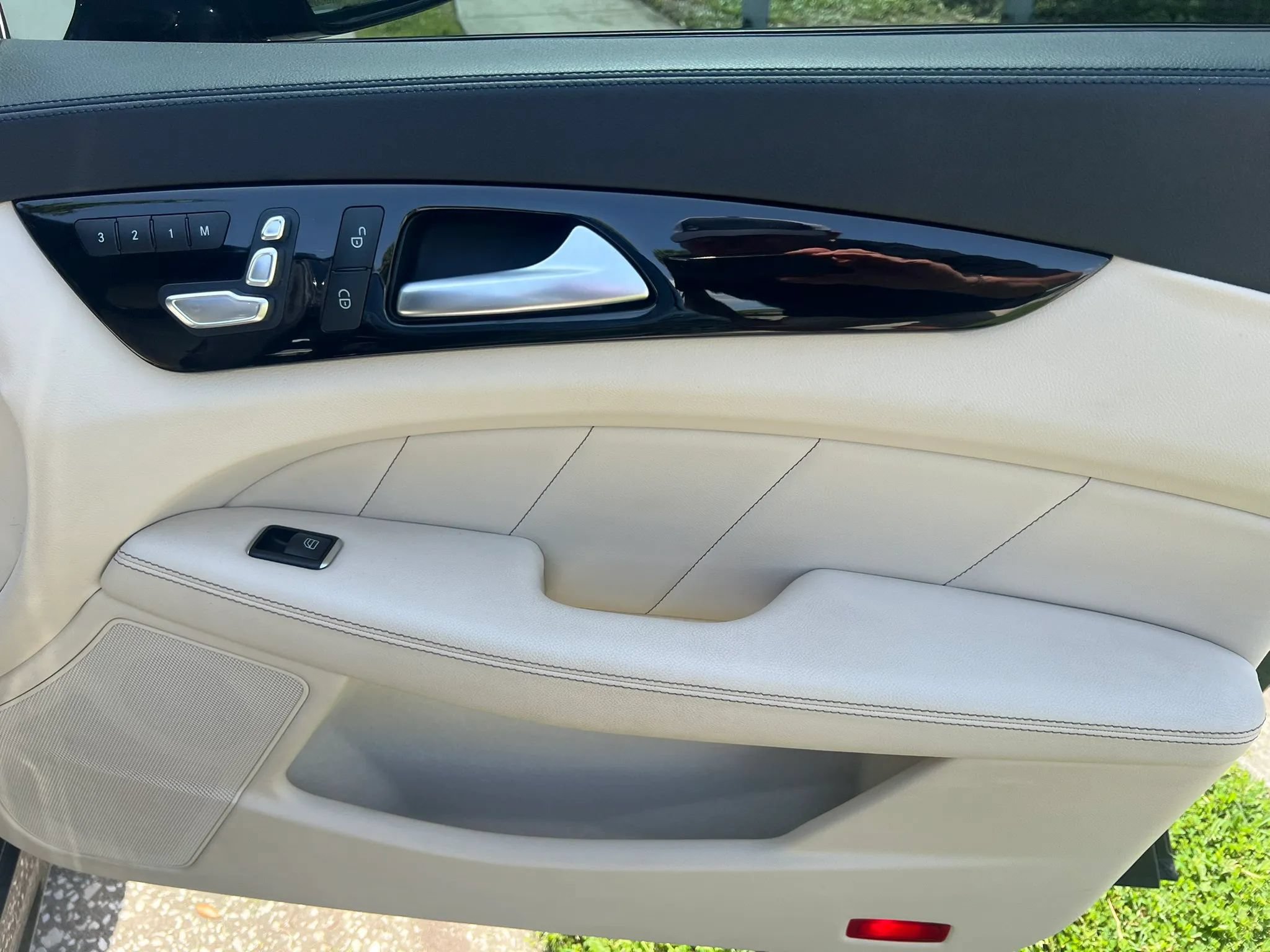 Used 2017 Mercedes-Benz CLS 550 image 28