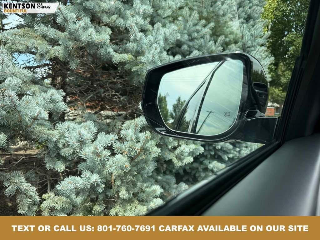 Used 2024 Jeep Grand Cherokee L Overland w/ Trailer Tow Package image 25