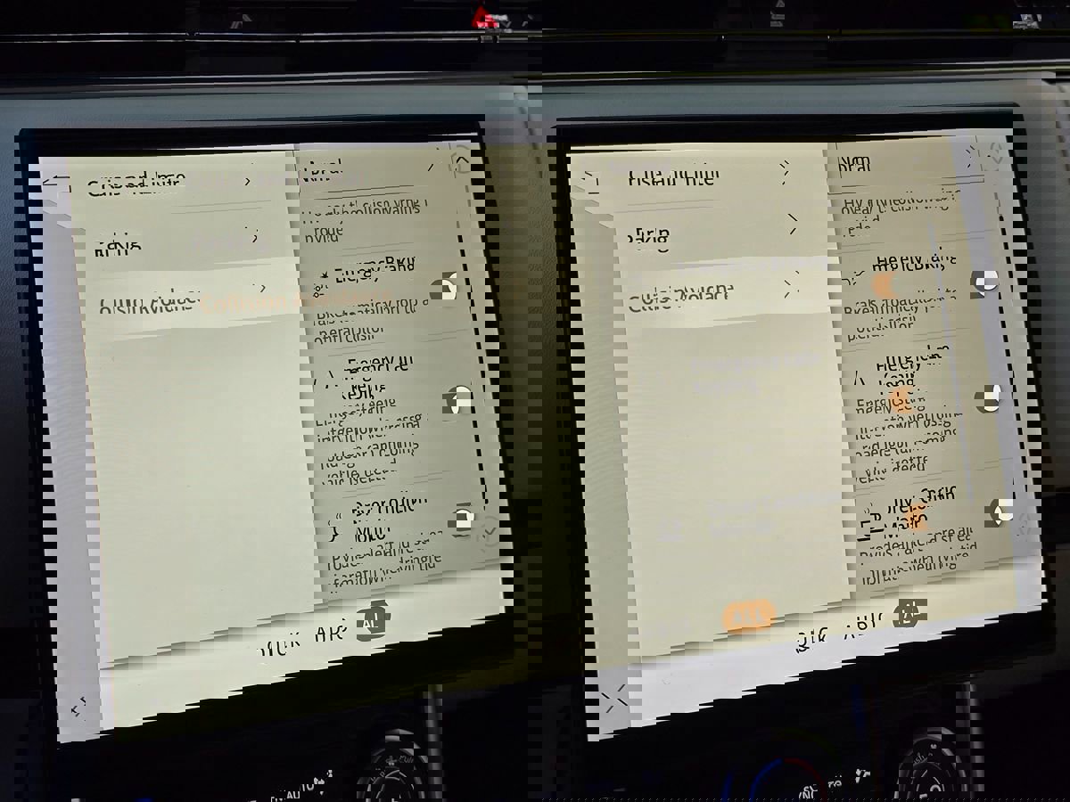 Used 2023 Land Rover Range Rover SE image 54