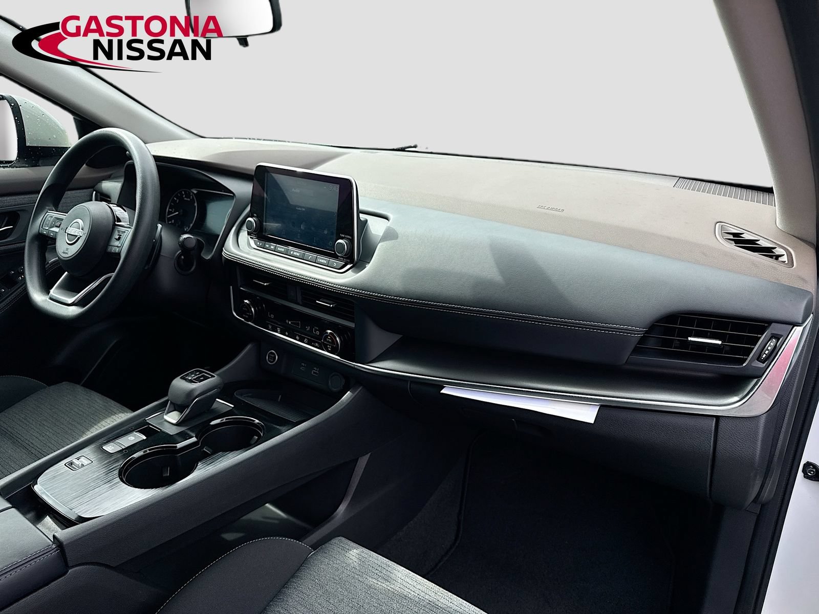 Used 2023 Nissan Rogue SV FWD image 37