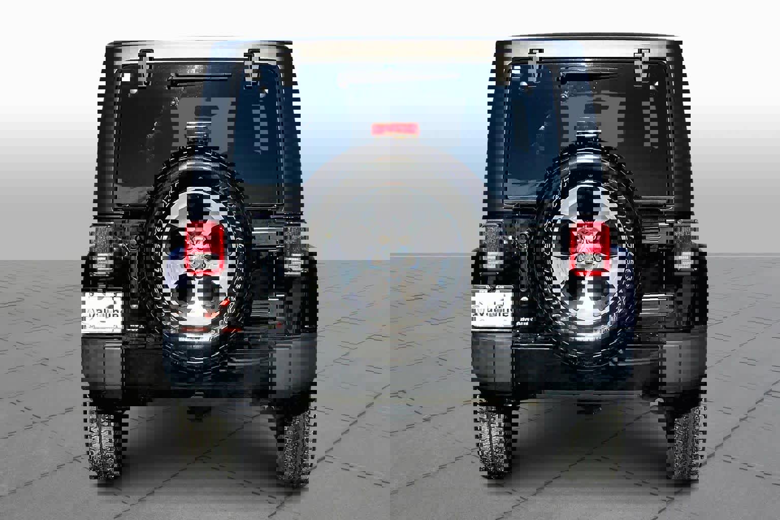 Used 2017 Jeep Wrangler Unlimited Sahara w/ Connectivity Group image 4