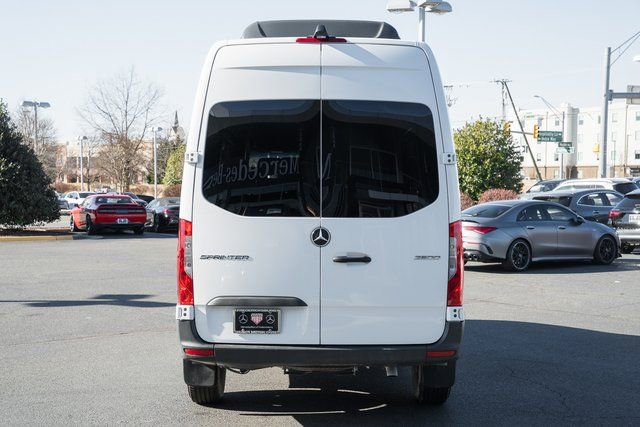 Used 2024 Mercedes-Benz Sprinter 2500 image 6