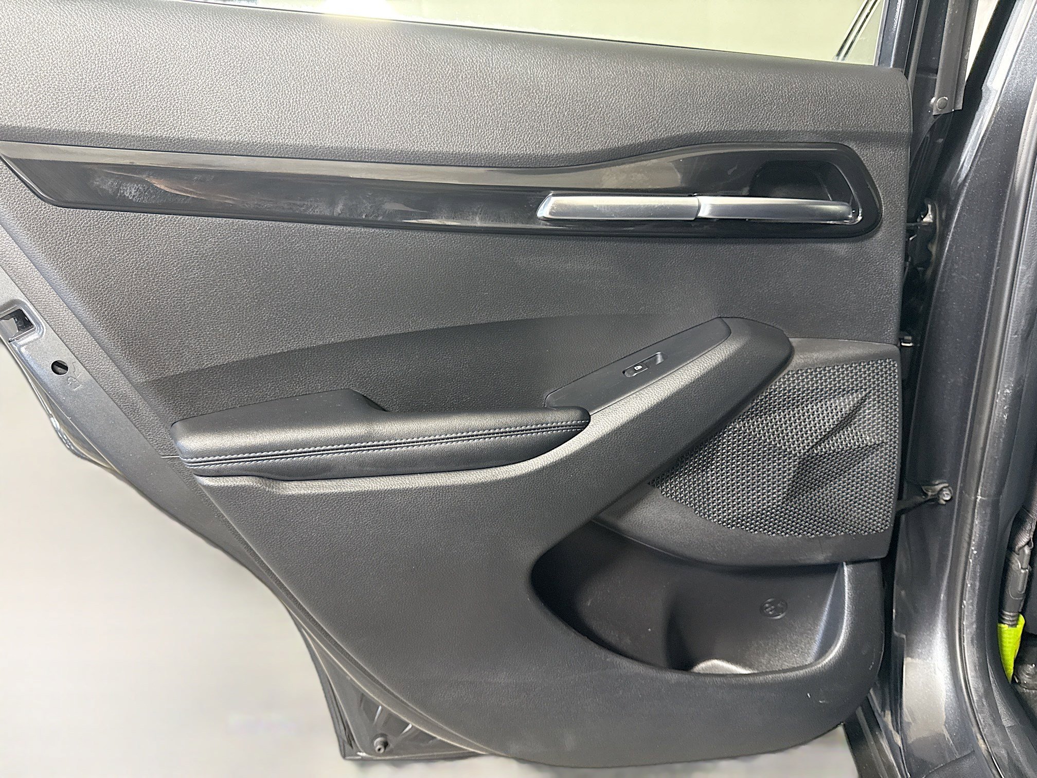 Used 2021 Kia Seltos S FWD image 25