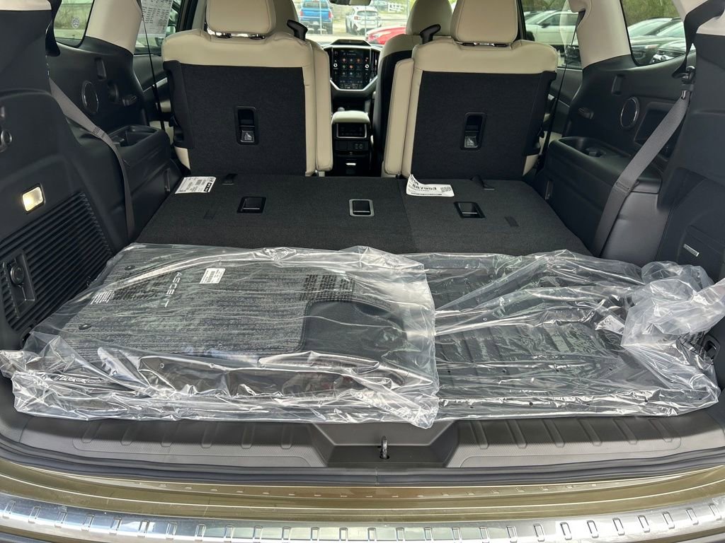 New 2026 Subaru Ascent Limited image 18