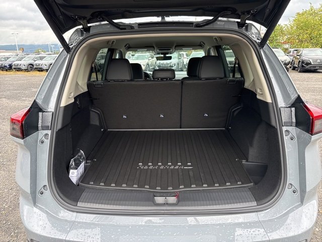 New 2026 Nissan Rogue SV image 7