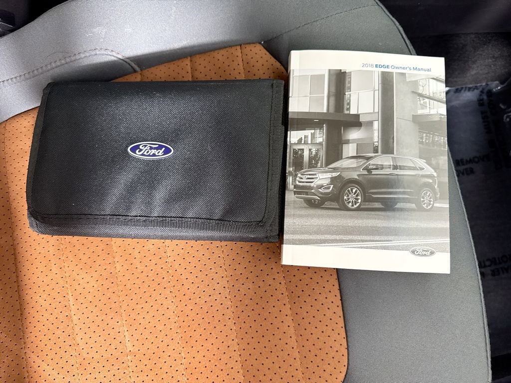 Used 2018 Ford Edge SEL w/ Equipment Group 201A image 40