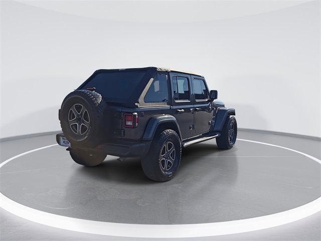 Used 2018 Jeep Wrangler Unlimited Sahara image 8