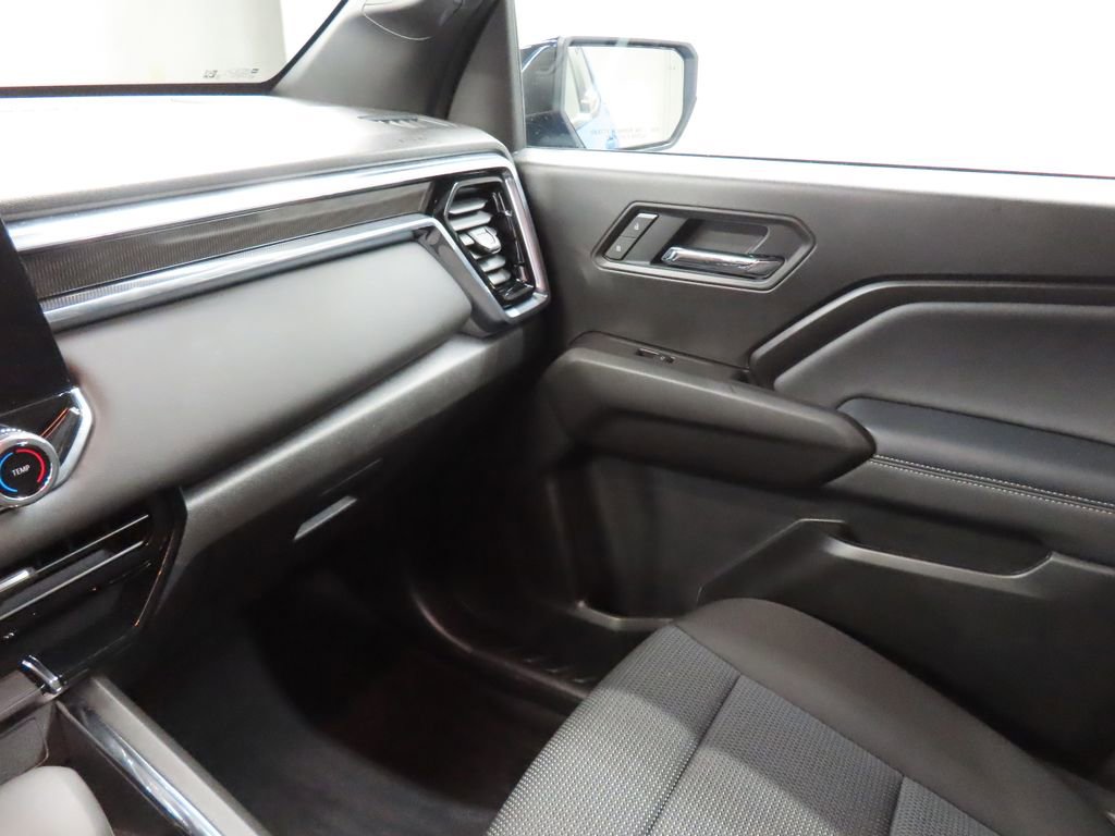 Used 2025 GMC Canyon Elevation AWD/4WD image 19