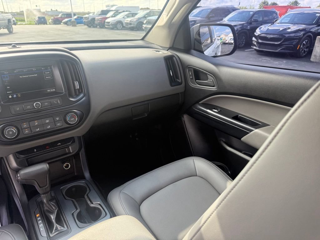 Used 2019 Chevrolet Colorado W/T RWD image 34