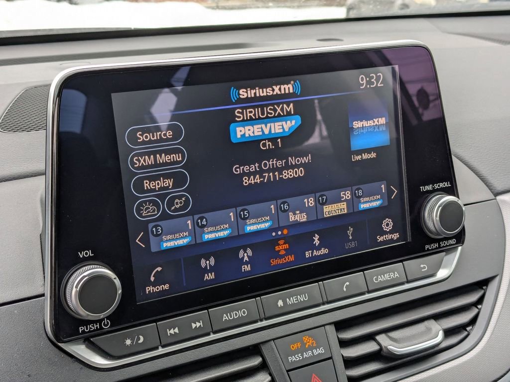 Used 2025 Nissan Altima 2.5 SR image 22