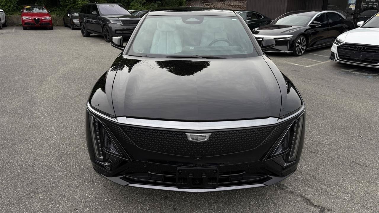 Used 2024 Cadillac Lyriq Sport RWD image 24
