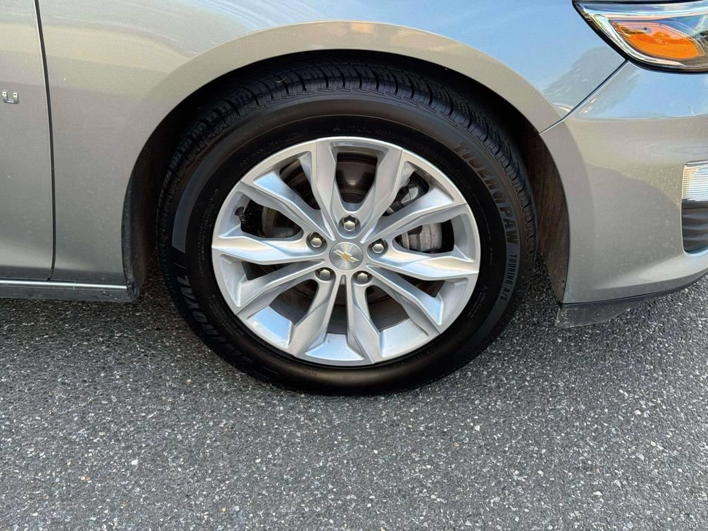 Used 2023 Chevrolet Malibu LT FWD image 9