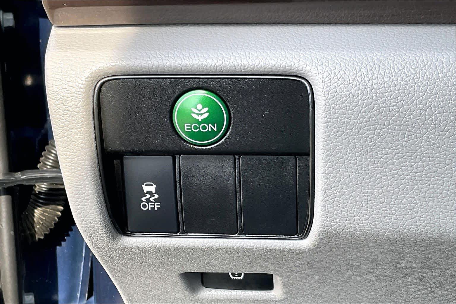 Used 2017 Honda Accord EX image 33
