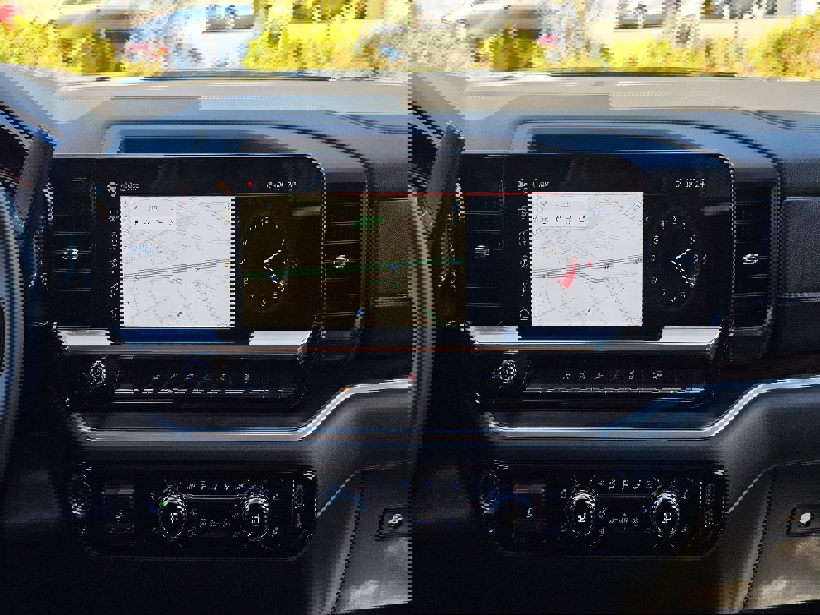 Used 2025 GMC Sierra 1500 SLT image 25