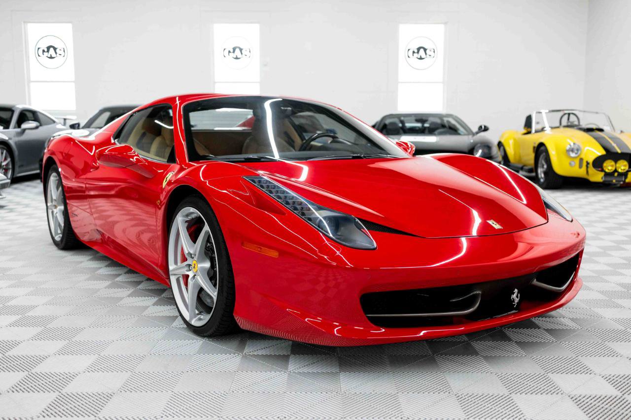 Used 2013 Ferrari 458 Spider RWD image 13