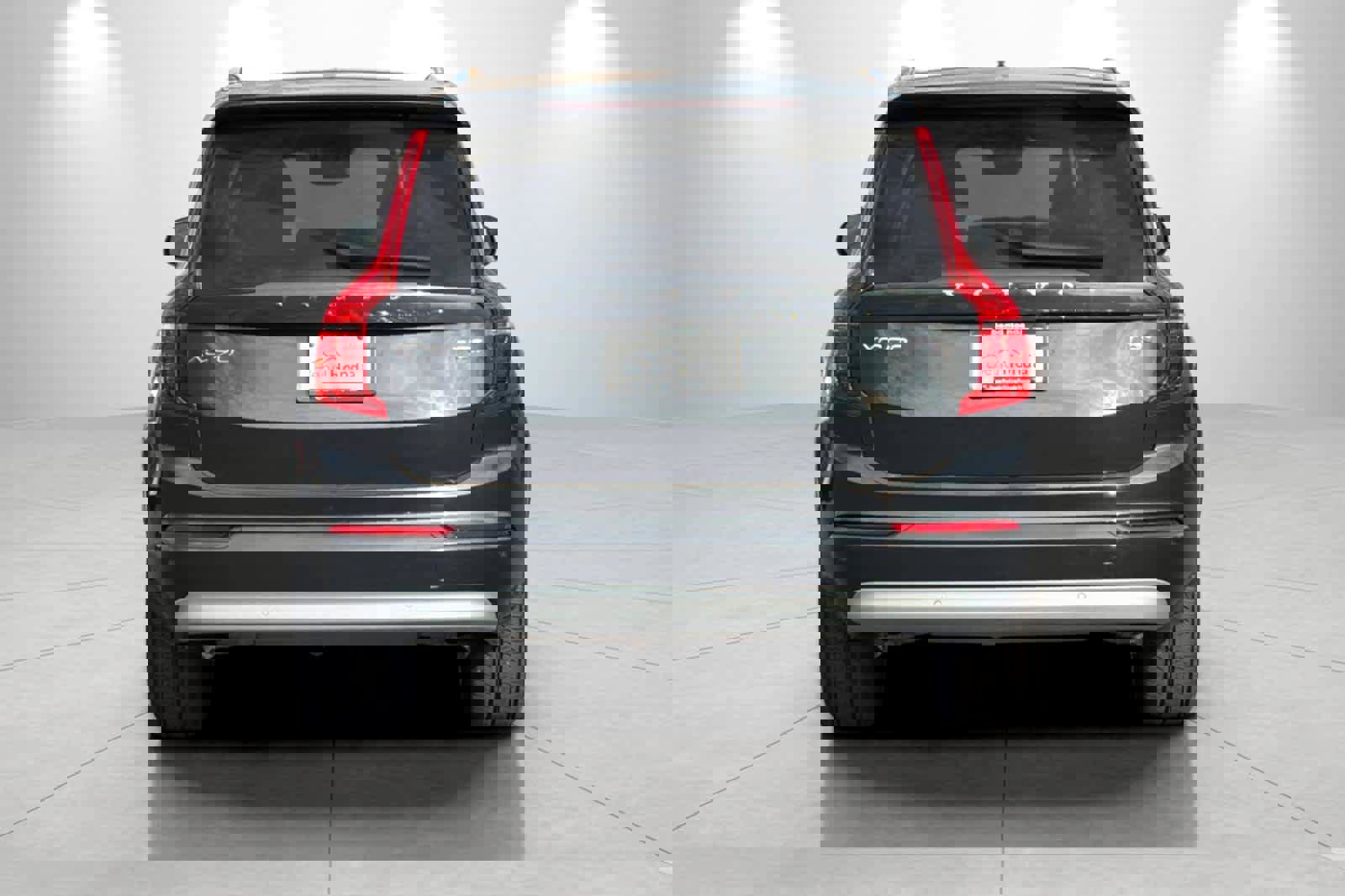 Used 2022 Volvo XC90 T5 Momentum w/ Protection Package image 7