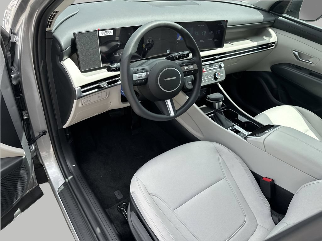New 2026 Hyundai Tucson SE AWD/4WD image 8