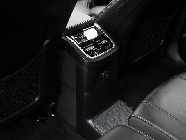 Used 2024 Volvo XC90 T8 Ultimate w/ Protection Package Premier image 15