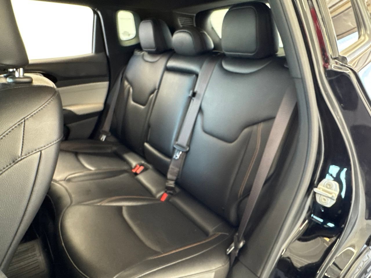 Used 2024 Jeep Compass Limited AWD/4WD image 39