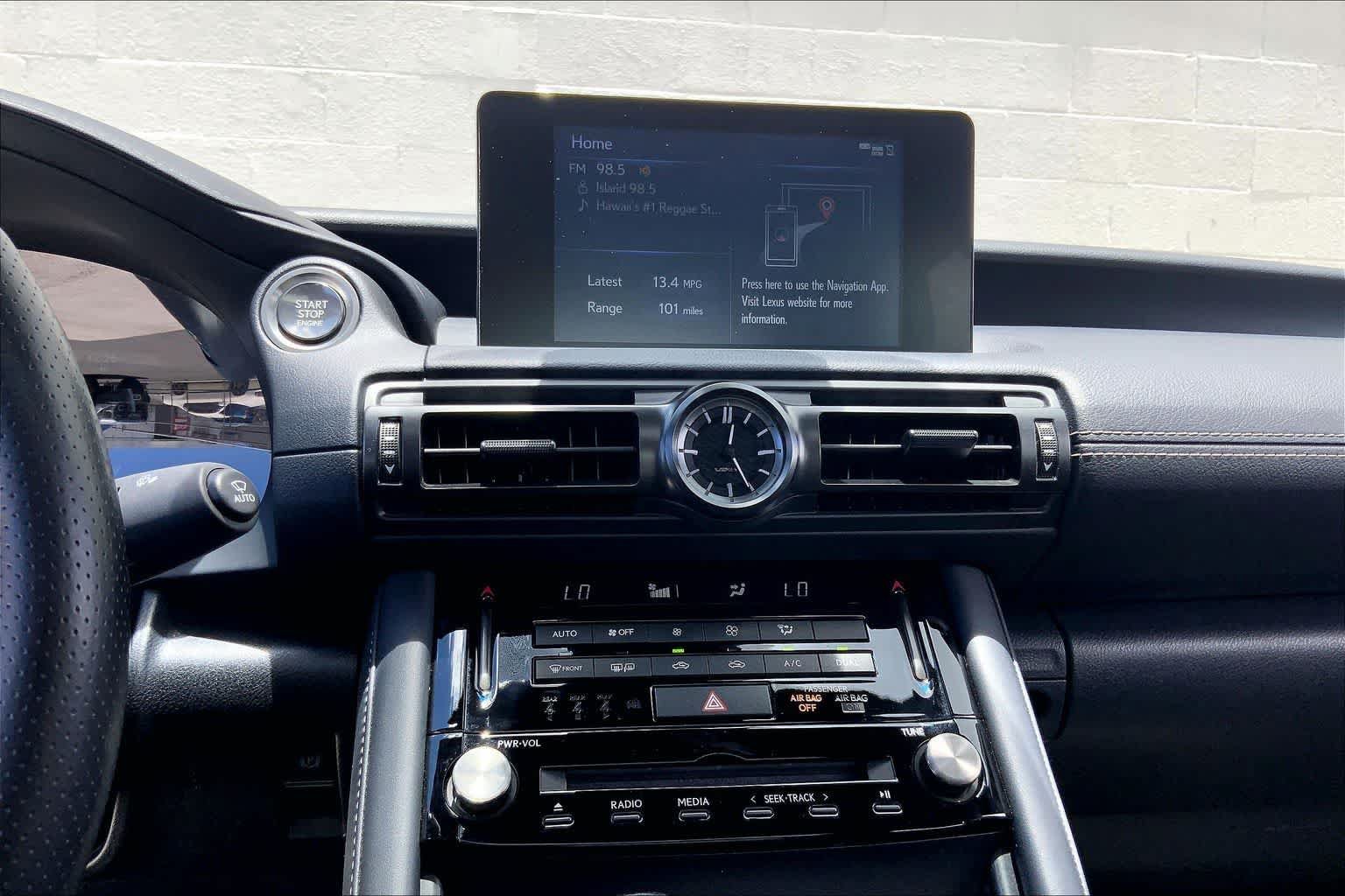 Used 2023 Lexus IS 500 RWD image 34