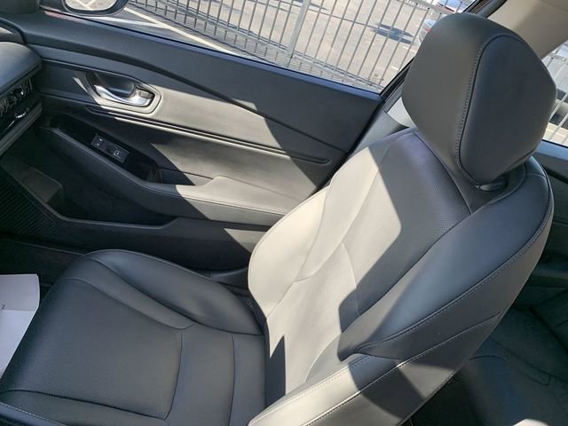 Used 2025 Honda Accord Touring image 31