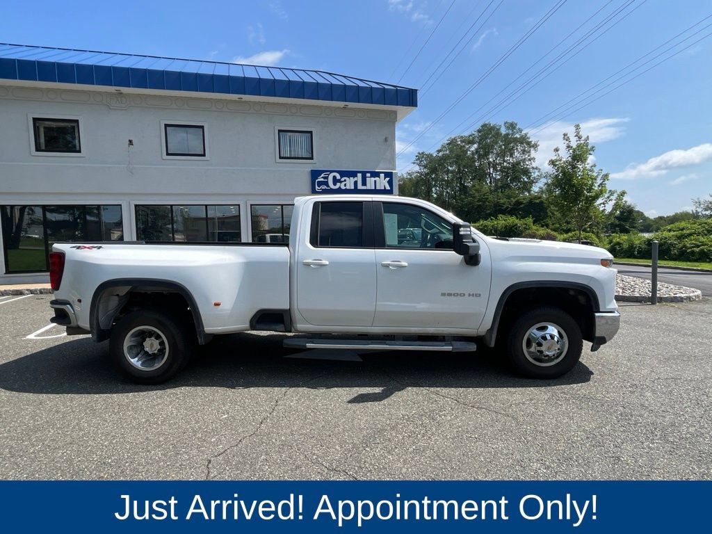 Used 2025 Chevrolet Silverado 3500 LT AWD/4WD image 8