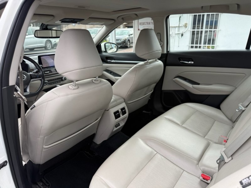 Used 2019 Nissan Altima 2.5 Platinum AWD/4WD image 19