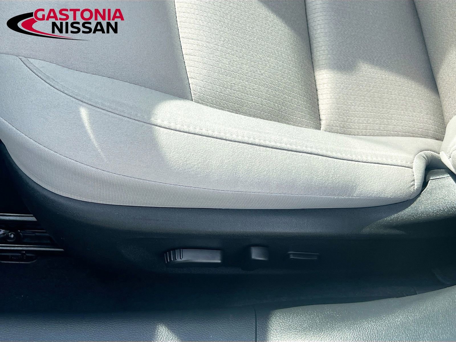 Used 2023 Nissan Altima 2.5 SV w/ SV Premium Package image 26