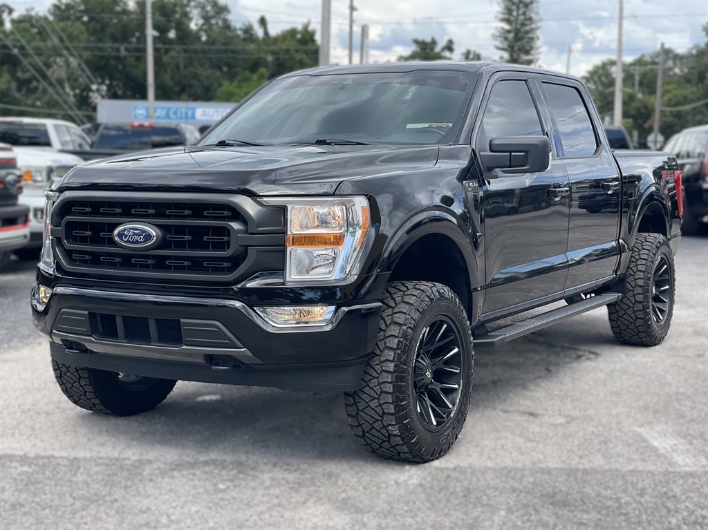 Used 2021 Ford F150 XLT w/ Equipment Group 301A Mid AWD/4WD image 10