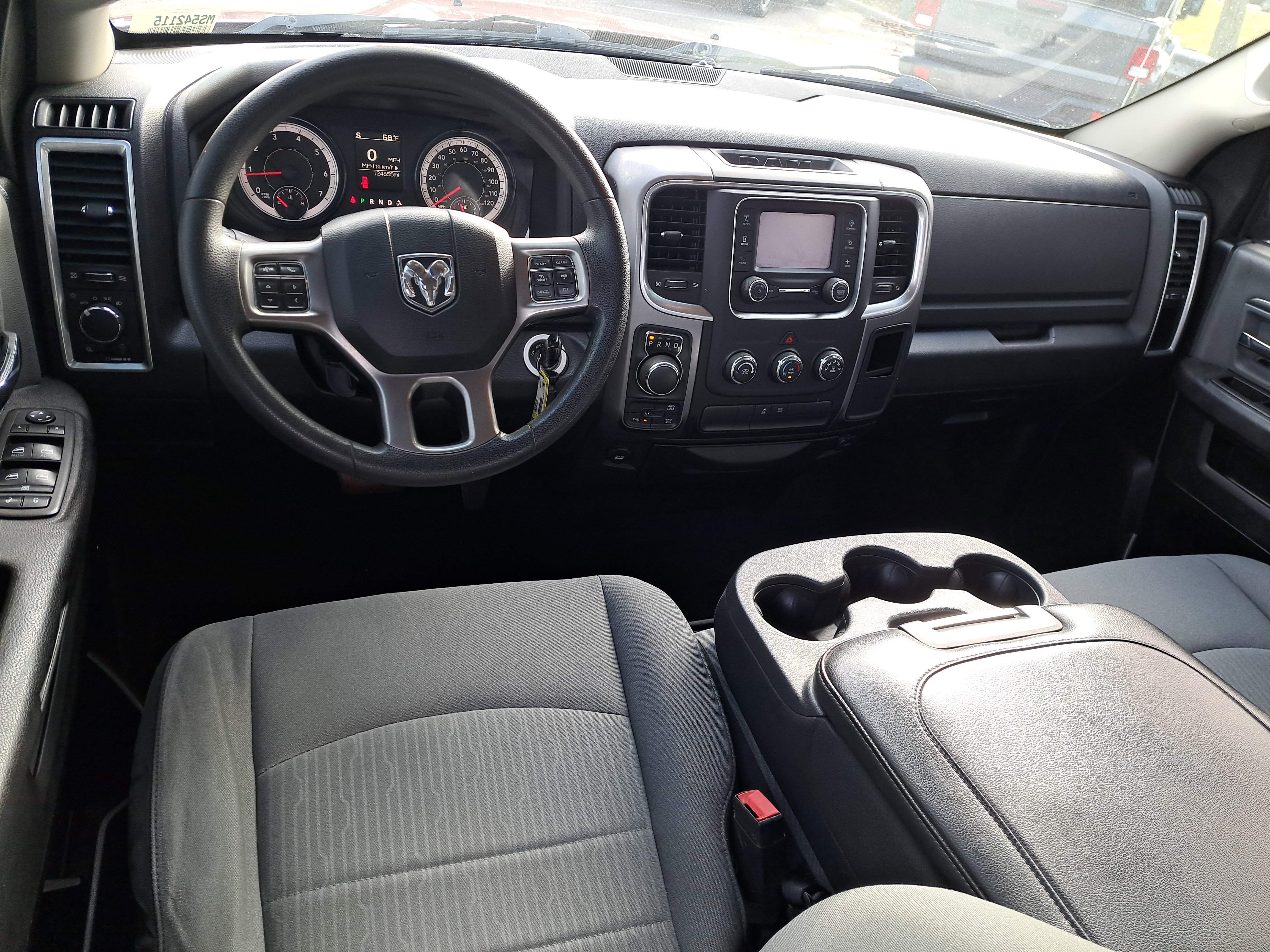 Used 2021 RAM 1500 Classic SLT image 12