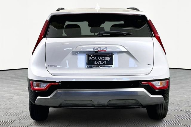 New 2026 Kia Niro SX image 5