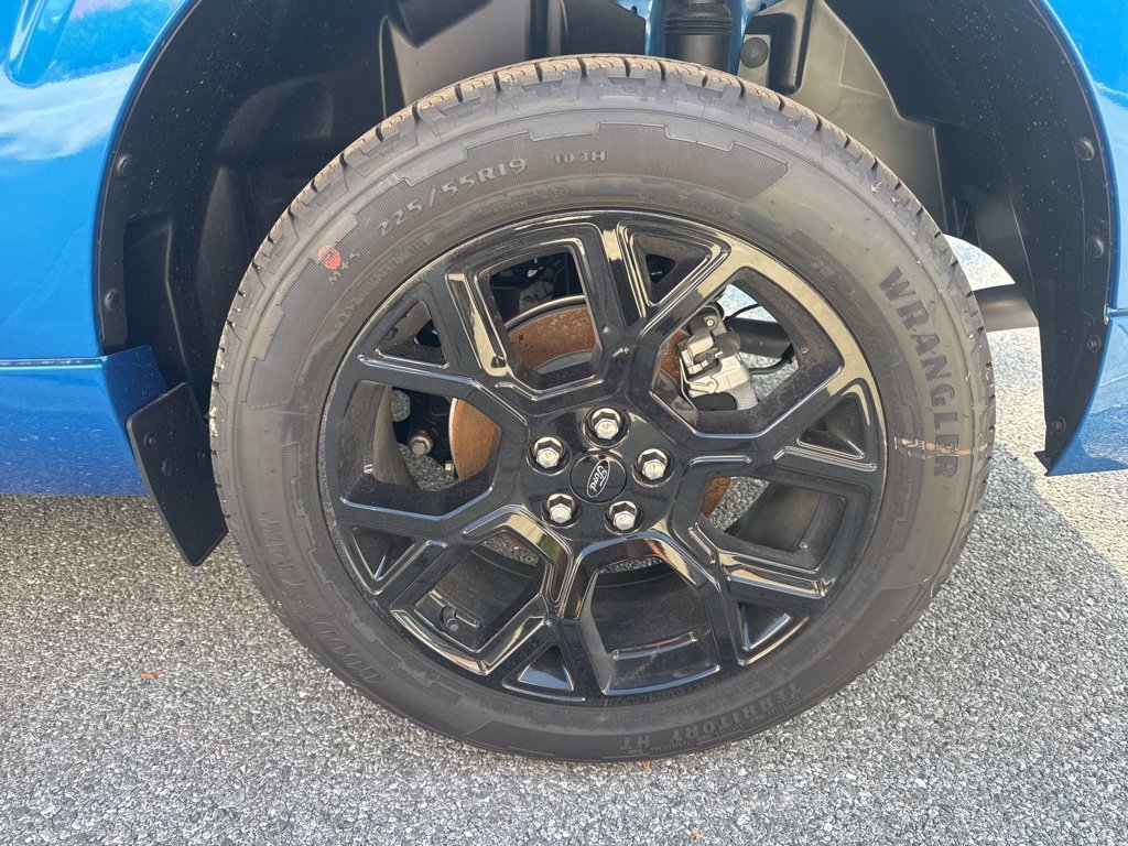 New 2025 Ford Maverick Lobo image 11