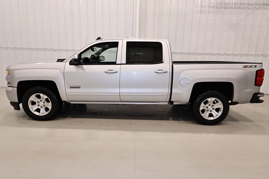 Used 2017 Chevrolet Silverado 1500 LT w/ Texas Edition image 6