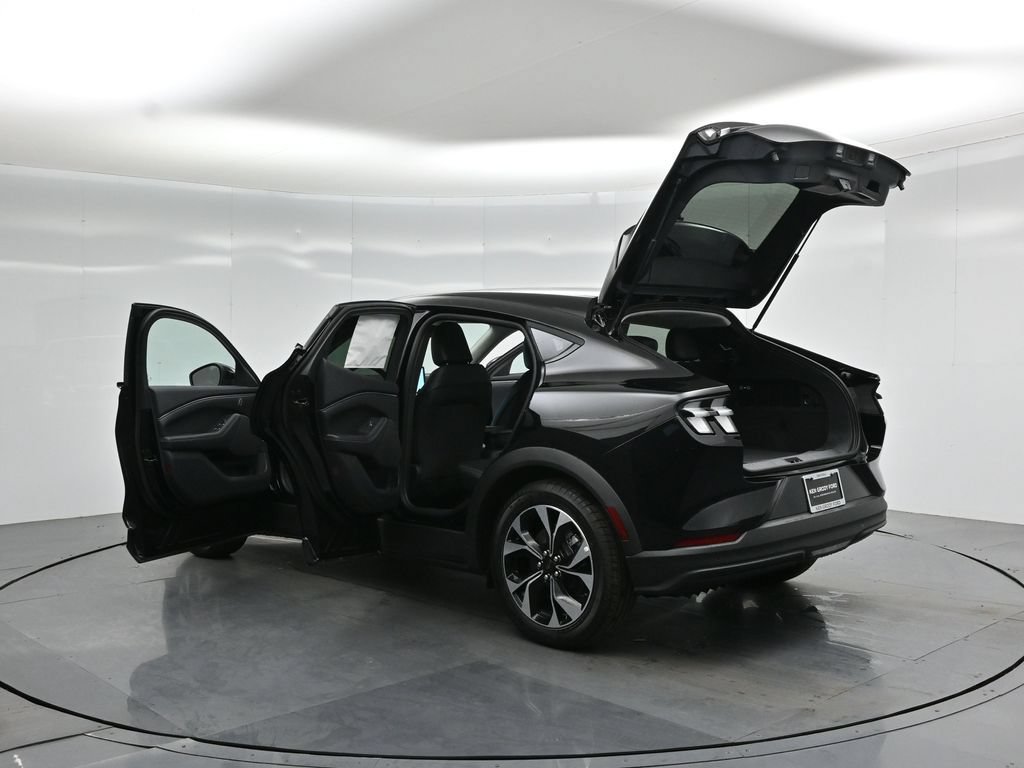 New 2026 Ford Mustang Mach-E Select RWD image 31