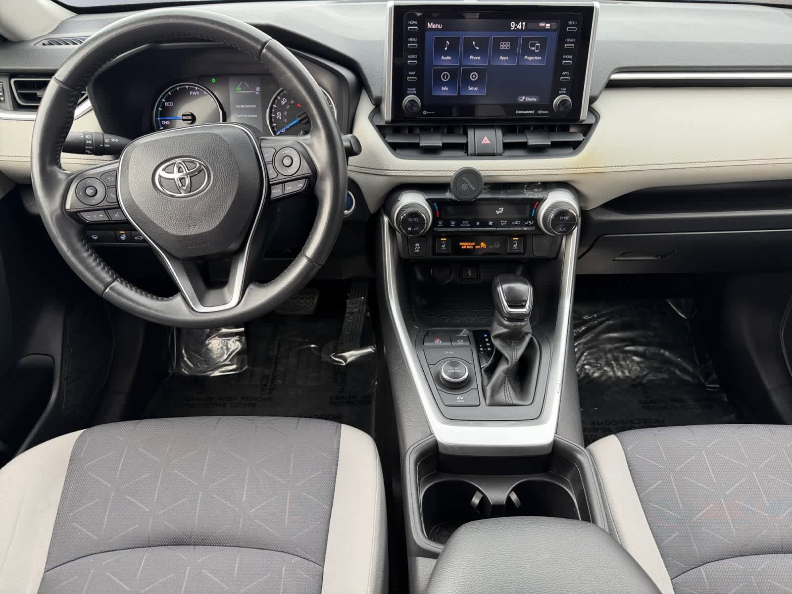 Used 2021 Toyota RAV4 XLE w/ Convenience Package AWD/4WD image 6