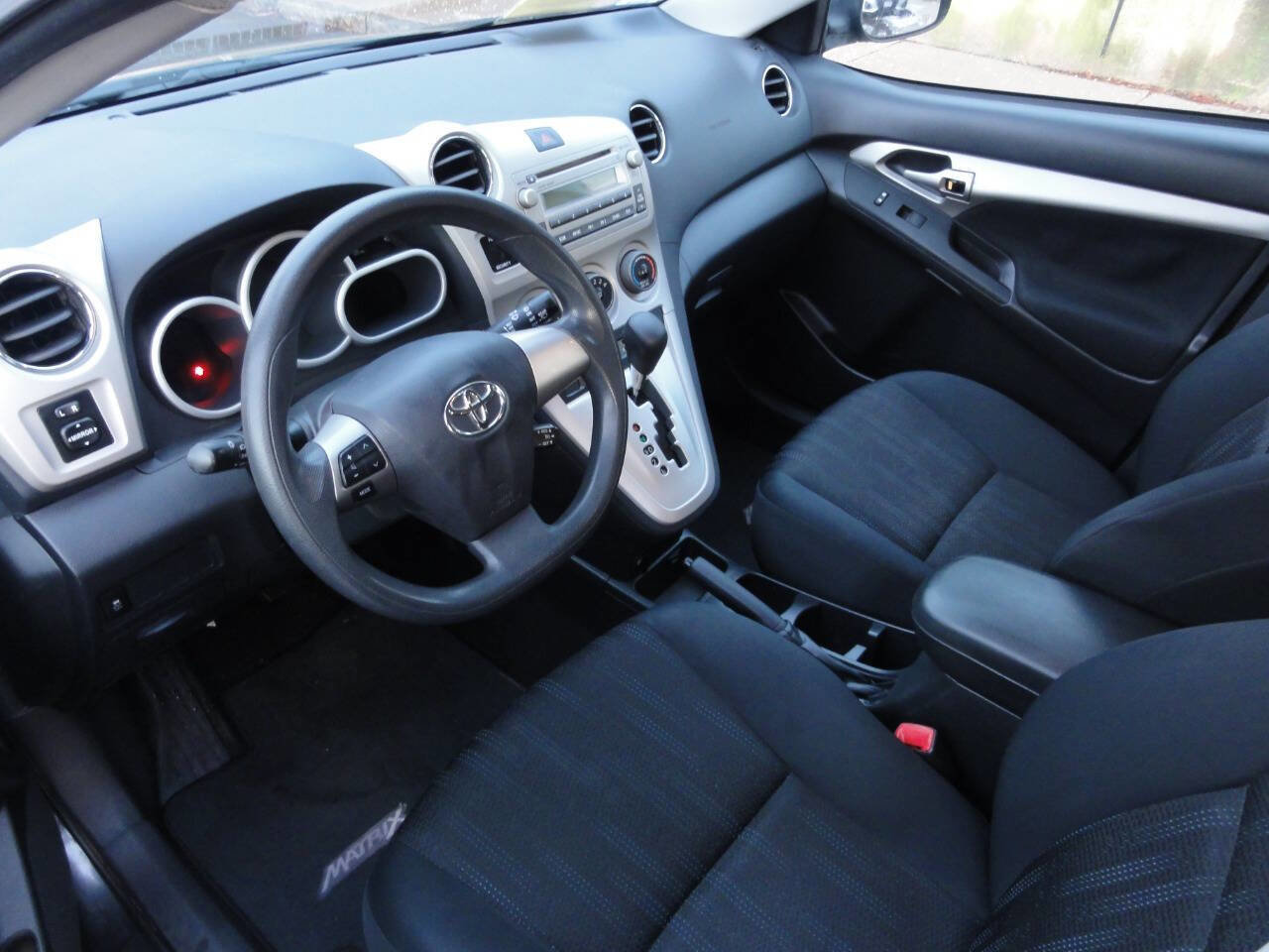 Used 2012 Toyota Matrix L image 14